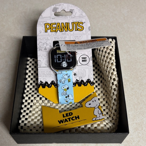 Peanuts LED Watch - Blue and Yellow. New. - Picture 1 of 5